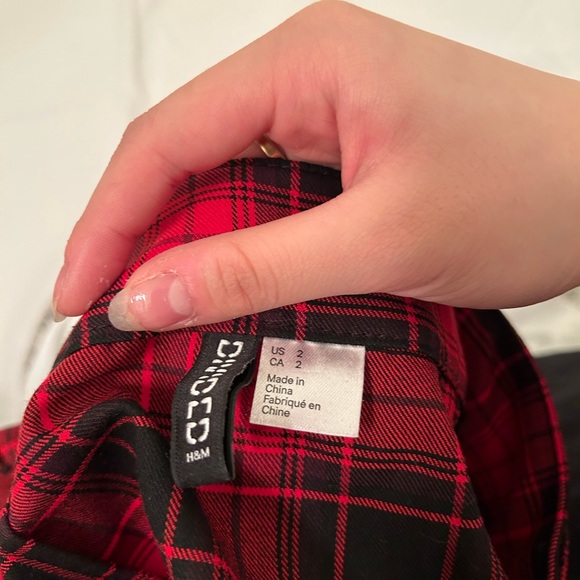 H&M Small Plaid Skirt - Picture 4 of 6